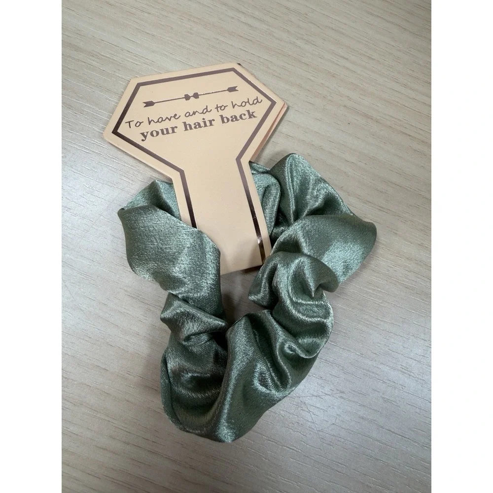 Maid‎ Of Honor Gift Set Sage Green Stainless Steel Tumbler / Pen / Hair Tie